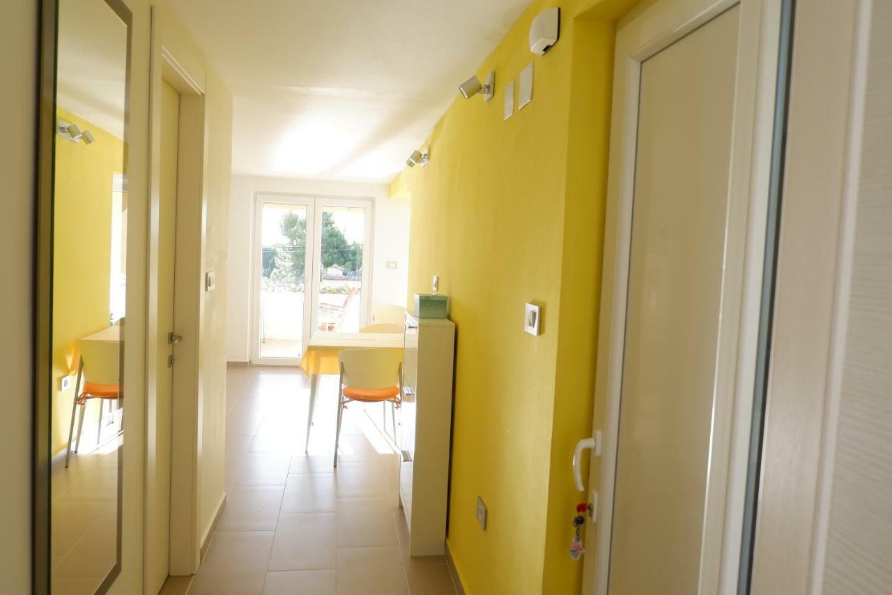 Apartment Marija Premantura Eksteriør billede