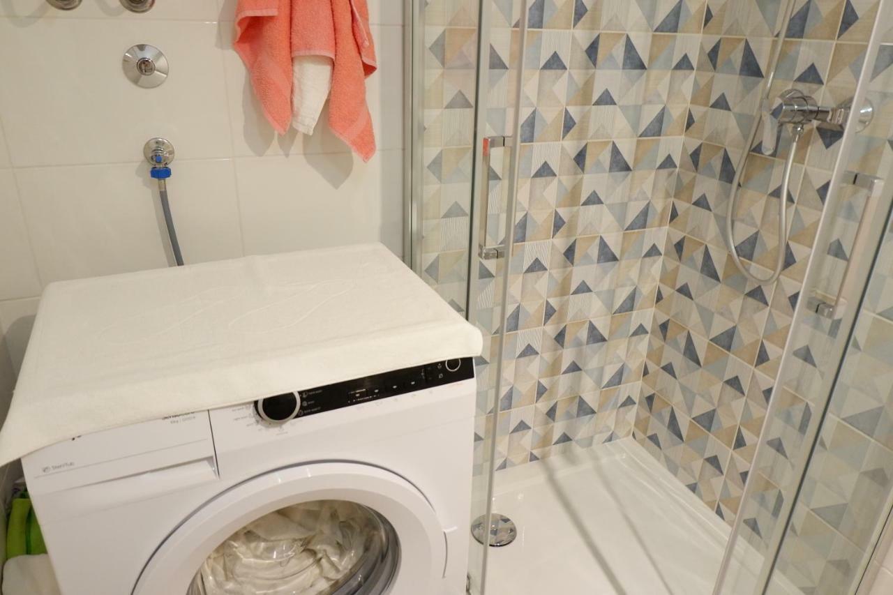 Apartment Marija Premantura Eksteriør billede